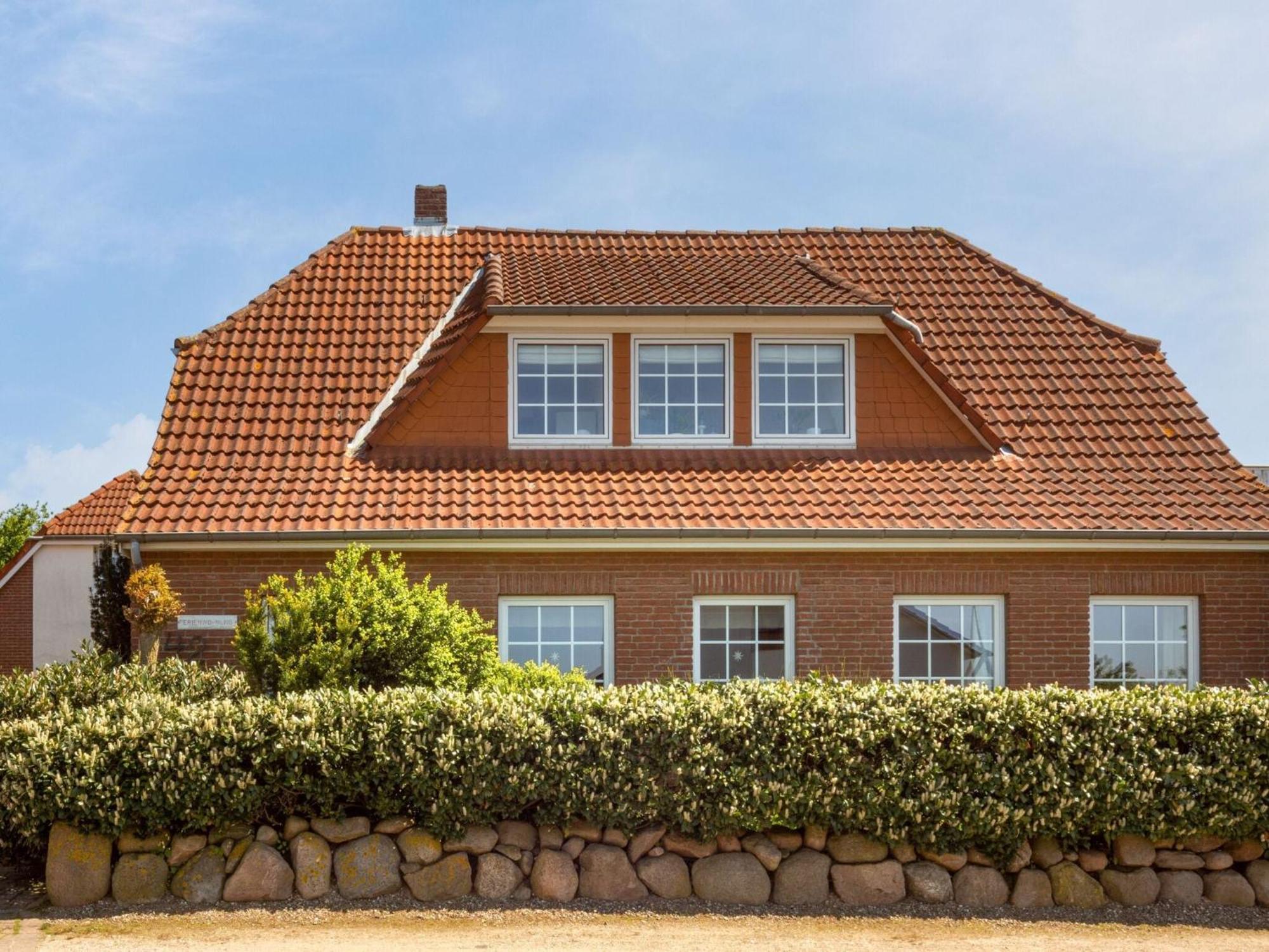 Enticing Holiday Home In Oldenburg With Garden Near Sea Dannau Екстериор снимка