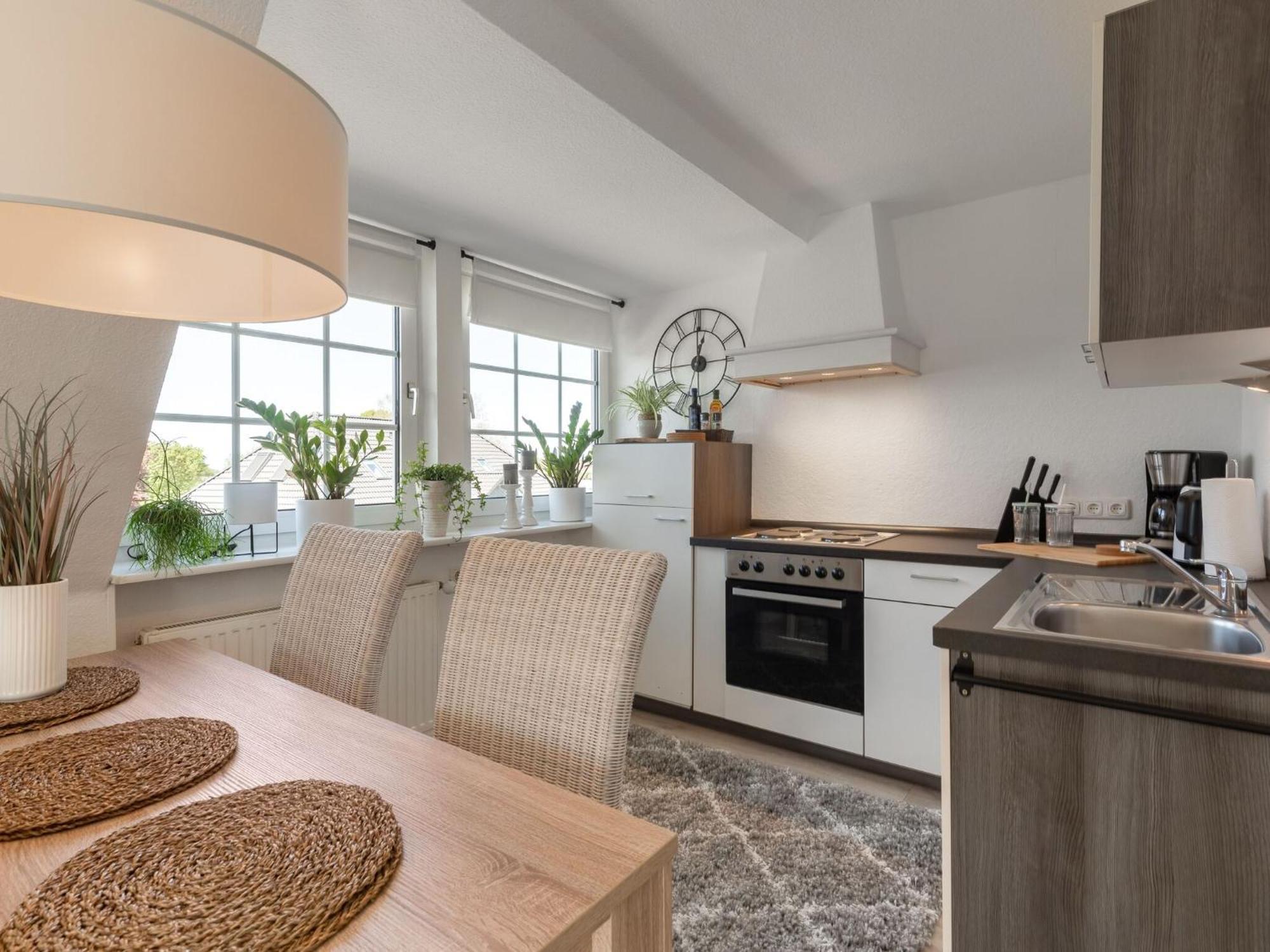 Enticing Holiday Home In Oldenburg With Garden Near Sea Dannau Екстериор снимка